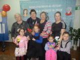 «Самая прекрасная из женщин – Женщина с ребёнком на руках!» под таким названием 24 ноября 2011 года в помещении социальной защиты населения п. Кирпичный прошел вечер для мам.